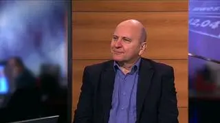 Silvio Berlusconi zapowiada w wywiadzie prasowym, że nie będzie ubiegał się o reelekcję. Premier sugeruje, że po jego odejściu zostaną rozpisane wcześniejsze wybory parlamentarne. Rynki bardzo pozytywnie zareagowały na tę informację. Jak mówił w rozmowie z Robertem Stankiewiczem prof. Adam Noga z Akademii Leona Koźmińskiego, Włochy są przesycone szarą strefą, gospodarka włoska musi wrócić na ścieżkę rynkową.