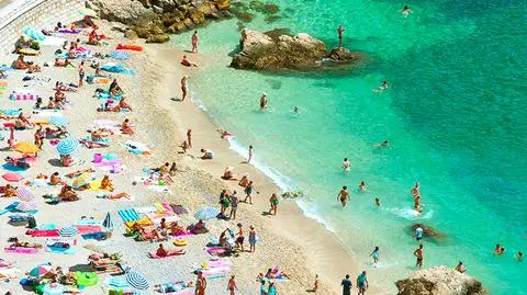 Na obniżki cenowe last minute w tym sezonie letnim nie należało mocno liczyć