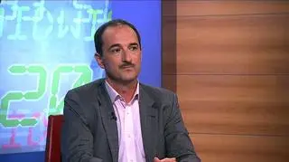 Spadki na giełdach, wahania na walutach, wysoka inflacja - inwestorzy zadają sobie pytanie, gdzie bezpiecznie i z widokami na choćby z niewielki zysk ulokować swoje pieniądze. W takim wypadku warto zainwestować w wino - opowiada gość TVN CNBC Piotr Kamecki z Wine Advisors.