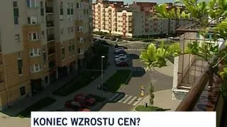 Ceny mieszkań wyhamowały. Z najnowszych danych agencji nieruchomości Lebiedź i Lebieć wynika, że cena metra kwadratowego w budynkach wielorodzinnych zatrzymały się w Warszawie na poziomie nieco ponad 8 tys. zł