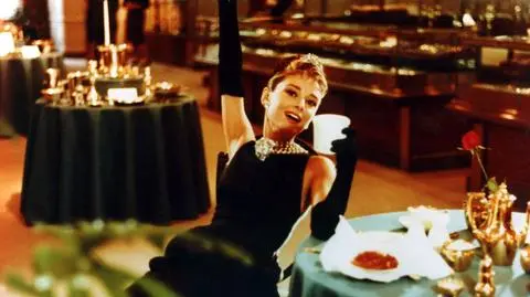 Sklep jest rozpoznawalny z powodu scen z filmu "Śniadanie u Tiffany’ego"