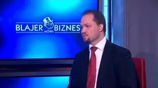 23 kwietnia rusza w Warszawie Kongres Kadry. W jaki sposób kształtować system wynagradzania i motywowania pracowników, którzy są odpowiedzialni za sprzedaż w firmie? Czy warto uzależniać pensje od wyników sprzedaży? Rozmowa z W. Moszyńskim, Dyrektorem Departamentu Zarządzania Zasobami Ludzkimi, Money Expert. 