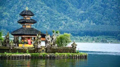 Indonezja w cyklu Pokaż nam świat w TVN24 BiS