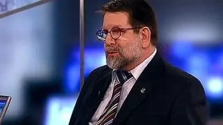 Gospodarka meksykańska ma wiele współnego z gospodarką polską. Między innymi jesteśmy w tej samej grupie mającej specjalny kredyt z Międzynarodowego Funduszu Walutowego. Jak bardzo Meksyk straci na świńskiej grypie? O tym rozmawialiśmy z naszym gościem dr Krzysztofem Smolaną z Uniwersytetu Warszawskiego.