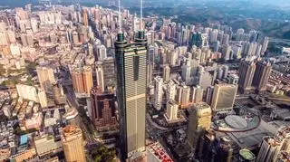 Według lokalnych władz, biznes technologiczny, który rozwinął się w Shenzhen jest warty bagatela 220 mld dol., a swoje siedziby ma tutaj 3 tys. firm