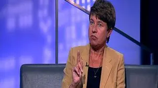 Niemal każdego dnia zbieramy do naszego koszyka nowe dane makroekonomiczne , które rysują nam kształt świata. Dowiadujemy się z nich w jakiej kondycji jest polska gospodarka. Liczby mówią dużo ale nie mówią jeszcze wszystkiego, dają globalny obraz rynku, a także sygnał do działania polskim przedsiębiorcom. O te działania, o to jak odczytywać te sygnały jak wyprzedzić rynek i ze spowolnienia wyjść zdecydowanie w szybkim tempie pytaliśmy w programie "Biznes Lunch" dr Małgorzatę Krzysztoszek z PKPP Lewiatan.