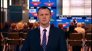 Europa musi zwiększyć fundusze ratunkowe, by móc liczyć na pomoc reszty świata w walce z kryzysem - to echo weekendowego spotkania G20 w Meksyku. Niemcy obiecały, że w marcu Europa zrobi przegląd środków i w razie potrzeby dokona niezbędnych zmian. To otworzy drzwi innym krajom grupy G20, do zwiększenia pomocy udzielanej Międzynarodowemu Funduszowi Walutowemu. O sytuacji w Europie i jej wpływie na nastroje wśród inwestorów, rozmawialiśmy z Adamem Rucińskim z BTFG.