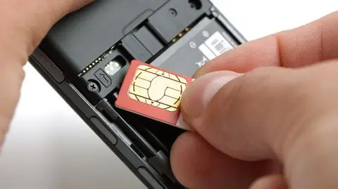Rejestracja telefonu na kartę. Poradnik krok po kroku