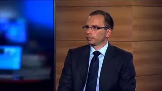 Internauci mogą skorzystać z ulgi na internet niezależnie od tego, w jakiej formie dostawali faktury od operatora. Wcześniej zarówno ten resort finansów,  jak i Urząd Komunikacji Elektronicznej uważały, że e-faktury nie mogą być uznawane przez skarbówkę, bo nie ma na nich podpisu elektronicznego. Rozmowa z doradcą podatkowym CMC Cameron McKenna Marcinem Zimnym. 