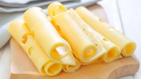 Ser żółty marki Ryki. GIS ostrzega - dwie partie wycofane ze sprzedaży