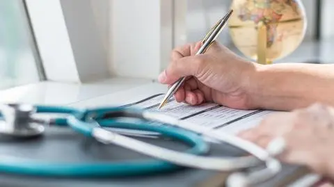 W 2017 r. ZUS przeprowadził blisko 500 tys. kontroli osób dysponujących zaświadczeniem o czasowej niezdolności do pracy