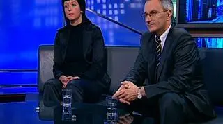 Jak podźwignąć branże motoryzacyjną z kryzysu? Sposobu na to szukają kolejne kraje UE. Francja , Włochy, Niemcy chcą dopłacać obywatelom by wymieniali swoje stare samochody na nowe auta. Polski rząd ma inny pomysł. Chce darować Polakom VAT od zakupu nowego samochodu. Czy takie działania mogą przrynieść oczekiwany skutek i jaki jest najlepszy sposób na ożywienie przemysłu motoryzacyjnego? O tym rozmawilaiśmy z Wojciechem Derzewieckim -Instytut Badań Rynku Motoryzacyjnego Samar oraz Eliza Kamińska- Eurotax Glass,s.
