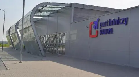Nikt nie chce latać z Radomia. Pomysł? Lotnisko trzeba... rozbudować
