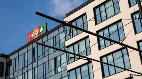 "Rzeczpospolita": Francuzi wycofują się i nie złożą oferty na mBank