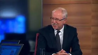 W środę debiut JSW na warszawskiej giełdzie. Większość analityków uważa, że spółka da zarobić w dniu debiutu, a później lepiej sprzedać akcje. Jacek Socha, wiceprezes PwC i były minister skarbu mówi, że jednak warto zastanowić się nad pozostawieniem tych akcji w portfelu. Porozmawiamy z naszym gościem, o tym, co jeszcze MSP może rzucić na rynek i z jakim efektem.