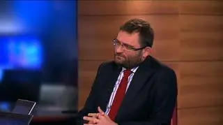 Moody's przyjrzy się ratingom krajów strefy euro w pierwszym kwartale przyszłego roku. Według agencji strefa euro pozostaje pod presją z powodu braku zdecydowanych działań. Czy ten komunikat agencji to początek lawiny obniżek ratingów państw strefy euro? Rozmowa z dyrektorem ds. bankowości inwestycyjnej w Wood & Company, Pawłem Tamborskim.