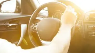 ITS: wysoka temperatura obniża koncentrację i wydłuża czas reakcji kierowcy