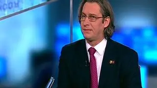 Rząd chce, by Polska przyjęła euro 1 stycznia 2012 roku, a na połowę 2009 roku planuje wejście do ERM-2. W TVN CNBC Biznes prezes Alior Banku, Wojciech Sobieraj, mówił, jakie konsekwencje może mieć opublikowany w poniedziałek raport Banku Centralnego odnośnie przystąpienia Polski do strefy euro.