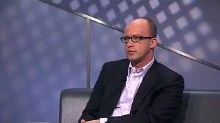 Warunki pogodowe coraz częściej płatają nam figle. Jak sprawdzić, czy nasza polisa zawiera ubezpieczenie od wody, ognia. I innej klęski żywiołowej? Gdzie szukać odpowiednich zapisów? O szczegółach mówi Wojciech Rabiej z portalu Rankomat.pl.