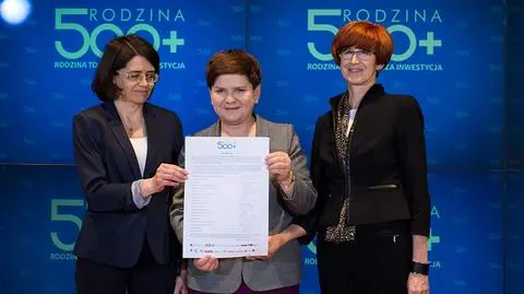 Rząd PiS otrzymał nagrodę za 500 plus