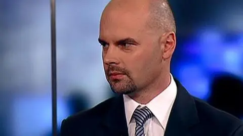 Stawka za świadczenie usługi przesyłowej wzrośnie średnio o około 7% w stosunku do taryfy poprzednio obowiązującej. Opłata za przesył gazu tylko w kilku procentach decyduje o końcowej cenie płaconej przez odbiorców gazu ziemnego. Na temat nowej taryfy rozmawiał w studiu z Adam Bryszewski, dyrektor pionu finansowego Gaz System.