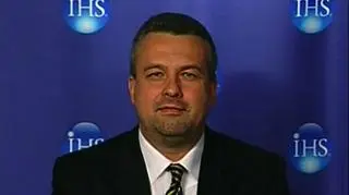 Giełdy na zielono w poniedziałek. Wzrostom pomogła plotka, jakoby Francja i Niemcy miały wspólnie pracować nad ekspresowym planem naprawy dla strefy euro. Jak napisał weekendowy Welt Am Sonntag, Berlin i Paryż miałyby zgodzić się co do zwiększenia roli Europejskiego Banku Centralnego w walce z kryzysem. O ratunek dla Strefy Euro pytaliśmy Zbyszko Tabernackiego