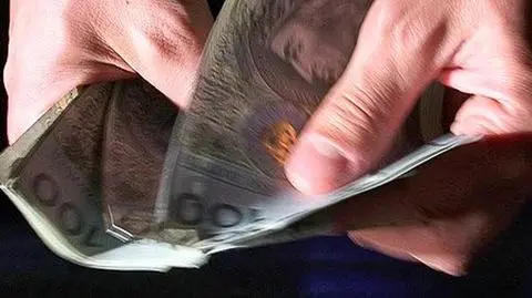 Wydajemy ponad pół pensji na utrzymanie państwa