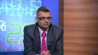 Warszawska giełda po pierwszym półroczu 2011 utrzymuje 4 miejsce w Europie pod względem wolumenu obrotów indeksowymi kontraktami terminowymi. 
Ale kontrakt na WIG20 to tylko jeden z instrumentów pochodnych, którymi można handlować na GPW. Jak inwestować w takie instrumenty - zapytaliśmy Grzegorza Zalewskiego z Domu Maklerskiego BOŚ.