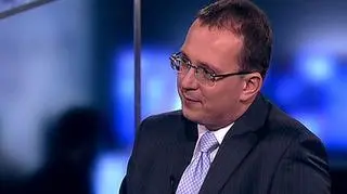 Drugi kwartał będzie co najmniej dobry dla NG2 - prognozuje w TVN CNBC Biznes wiceprezes spółki, Piotr Nowjalis. Firma zarządza m.in. obuwniczymi salonami sieci CCC, Boti i Quazi. W pierwszym kwartale tego roku NG2 zanotowała 20-procentowy wzrost przychodów ze sprzedaży wobec pierwszego kwartału 2008 roku. O szczegóły działalności w programie "Rynki Dnia" pytał RObert Stanilewicz.