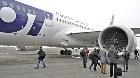 Dyscyplinarne zwolnienia w LOT. Pracę straciło 67 osób