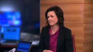 Autostrada do strat. Prawie 70 milionów złotych utopiły dolnośląskie surowce skalne na kontraktach drogowych w 2011 roku. Dotychczas podstawowa działalność firmy – czyli sprzedaż kruszyw dała zarobić na czysto 46 milionów złotych. Mimo tego firma w całym 2011 roku miała ponad 35 milionów złotych straty netto, a czwarty kwartał był najgorszy, bo firma straciła prawie 95 milionów złotych na czysto. Prezes spółki w 2012 roku musi walczyć o przywrócenie rentowności i odbudowanie zaufania inwestorów, także tych, którzy kupili obligacje. Gościem TVN CNBC była P.O.prezesa DSS, Małgorzata Then. 