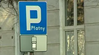 Zamiast drobniaków w kieszeni czy karty płatniczej w portfelu - telefon komórkowy, który przykładamy do specjalnego czytnika. Czy taka rewolucja w naszych portfelach już od dziś może stać się faktem? 