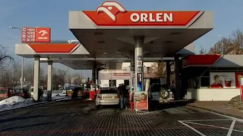 Orlen przejmuje sprzedaż paliw lotniczych od Petrolotu