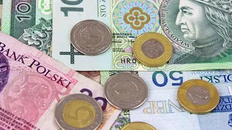 Polacy zadłużeni na prawie 40 miliardów złotych