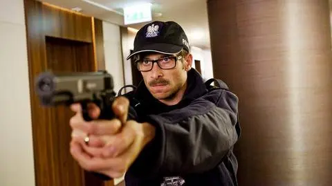 Policja rekwiruje komputery piratów, którzy ściągnęli film "Wkręceni"