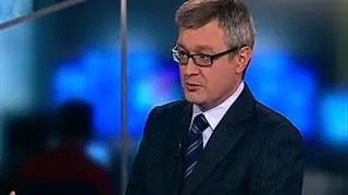 Erbud stracił na kontraktach walutowych. W piątek kurs był kilkakrotnie zawieszany, Erbud tracił nawet ponad 47%, ostatecznie stracił 37,7%. Zarząd Erbudu mówi, że straty na kontraktach walutowych można szacować na 50 mln zł. O sytuacji spółki mówił gość programu "Dzień na Rynkach", członek zarządu spółki -Dariusz Grzeszczak.