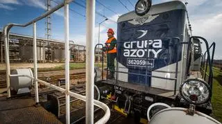 Rząd przyjął we wtorek rozporządzenie zgodnie z którym Grupa Azoty S.A. oraz KGHM Polska Miedź S.A. zostały objęte specjalną ochroną przed wrogim przejęciem