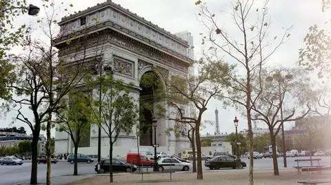 Francja rezygnuje z diesli. I sprawdzi, które samochody zanieczyszczają najbardziej