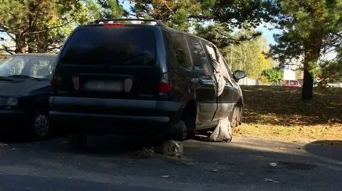 Wraki samochodów. W Warszawie wzrosła liczba wraków