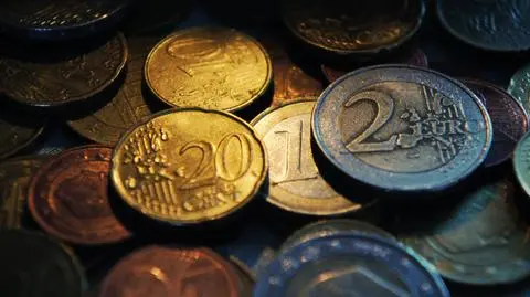 Setki miliardów wydane, kolejne już czekają. Mają pomóc gospodarce
