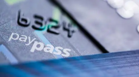 Koniec gotówki coraz bliższy. Kolejne kraje chcą z niej zrezygnować