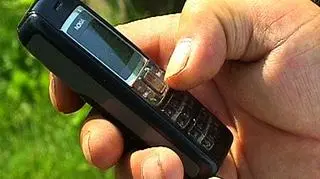 Operatorzy komórkowi oszukują swoich klientów