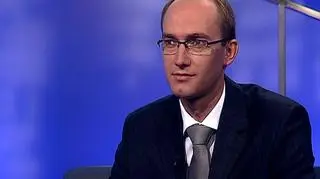 Zaledwie 3,5% dochodu może wynieść średnia emerytura przedsiębiorcy – wynika z obliczeń Expandera. Obecnie różnica między przeciętną emeryturą, a emeryturą przedsiębiorcy to 19% na korzyść tego pierwszego. Jak się zabezpieczyć, żeby emerytura nie wystarczyła tylko do piątego dnia miesiąca? Gościem Pawła Blajera w programie "Biznes Lunch" był analityk firmy Expander Jarosław Sadowski.