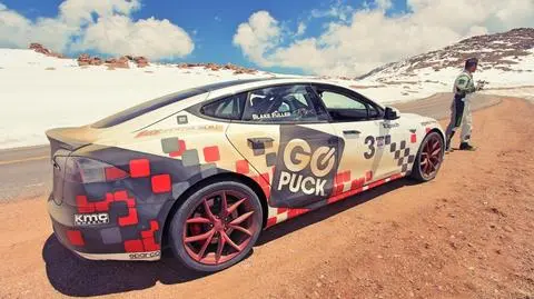 Tesla Model S bije rekord w wyścigu Pikes Peak