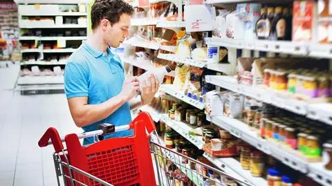 Kościół. Abp Wiktor Skworc o zakazie handlu w niedzielę