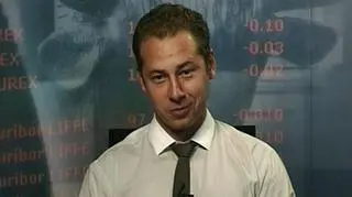 Jeśli polityka FED nie przyniesie skutku, USA może czekać stagflacja. Zdaniem Patryka Jabłonowskiego, zarządzającego Deka Investment preferowane surowce to miedź i platyna, przy negatywnym nastawieniu do aluminium. Nie można wykluczyć korekty i fazy konsolidacji na rynkach "EM".