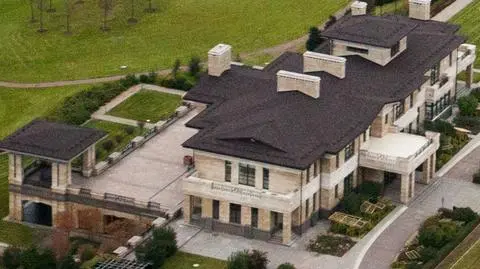 "Dom jednorodzinny" Władimira Jakunina