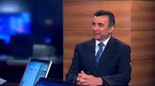 Elektrotim – wykonawca instalacji elektrycznych po bardzo dobrym pierwszym kwartale teraz sprzedaje spółki zależne. Pytanie po co to robi ? Spółka ma dużo gotówki netto i stać ją na sowitą dywidendę. Znacznie skróciła też czas rotacji należności. Największą poprawę wyników widać w segmencie budowy sieci. O tym jak będzie wyglądał ten rok i jak spowolnienie gospodarcze i brak dużych kontraktów związanych z projektami na euro 2012 może zmienić ten rynek mówi prezes spółki Andrzeja Diakun.