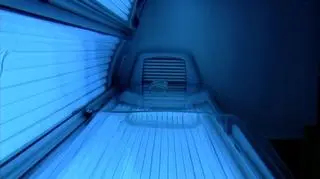 Nieetyczny kodeks etyki. Czy to możliwe? Zdaniem Urzędu Ochrony Konkurencji i Konsumenta, niestety tak. Chodzi o dokument Polskiego Związku Solaryjnego zrzeszającego między innymi dystrybutorów i sprzedawców sprzętu do opalania. Na ten temat w materiale Marka Klapy 