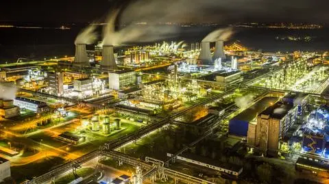 Senat przegłosował poprawki do ustawy chroniącej polskie spółki